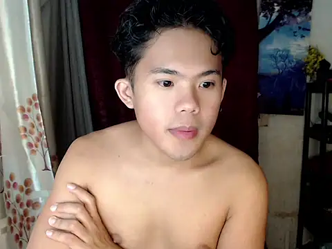 Snapshot of twink_asianbunny chatting on 10/10/25, 04:17 twink asianbunny online show from 10/10/25, 04:17