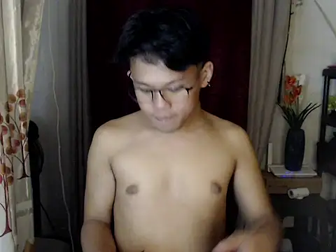 Snapshot of twink_asianbunny chatting on 10/17/25, 03:58 twink asianbunny online show from 10/17/25, 03:58