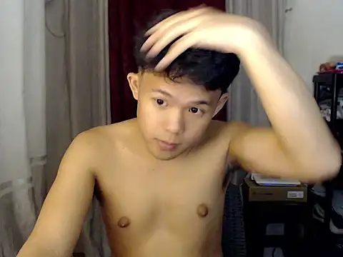 Snapshot of twink_asianbunny chatting on 11/11/25, 06:19 twink asianbunny online show from 11/11/25, 06:19