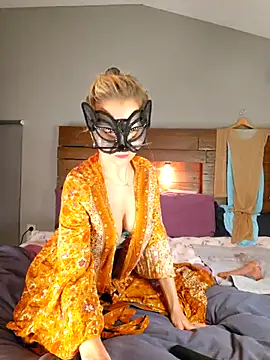 Jenny-Mystery-X online show from 11/23/25, 02:28