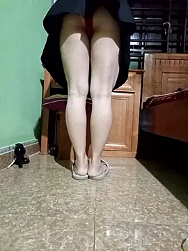 SexyQueen99 online show from 01/12/26, 09:42