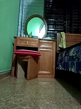 SexyQueen99 online show from 04/16/26, 09:39