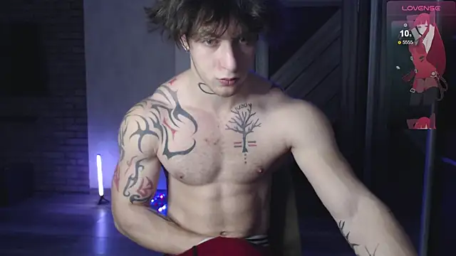 Snapshot of Brendan__Piks chatting on 12/23/25, 08:45 Brendan Piks online show from 12/23/25, 08:45