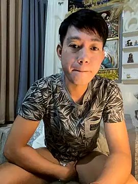 Snapshot of xshyboyx chatting on 09/14/25, 05:39 xshyboyx online show from 09/14/25, 05:39