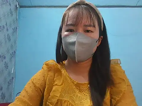 Snapshot of Hachi077 chatting on 09/17/25, 07:21 Hachi077 online show from 09/17/25, 07:21