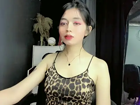 LexiLove online show from 10/01/25, 12:11