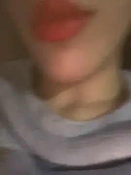 Mimisixo online show from 11/19/25, 10:32