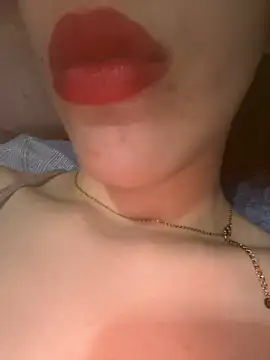 Snapshot of Mimisixo chatting on 07/23/26, 02:26 Mimisixo online show from 07/23/26, 02:26