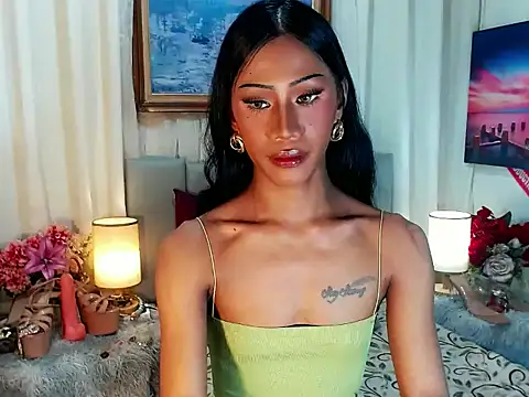 sassylatina online show from 11/02/25, 06:43