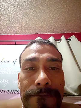 Snapshot of Cnutt310 chatting on 09/11/25, 07:19 Cnutt310 online show from 09/11/25, 07:19