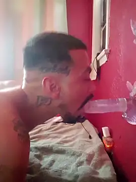 Snapshot of Cnutt310 chatting on 09/15/25, 06:30 Cnutt310 online show from 09/15/25, 06:30