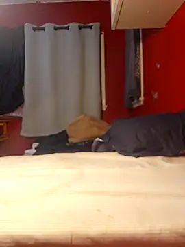 Snapshot of Cnutt310 chatting on 10/09/25, 11:52 Cnutt310 online show from 10/09/25, 11:52