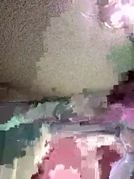 Snapshot of Cnutt310 chatting on 10/18/25, 07:47 Cnutt310 online show from 10/18/25, 07:47