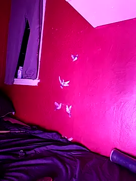 Snapshot of Cnutt310 chatting on 10/25/25, 08:55 Cnutt310 online show from 10/25/25, 08:55