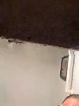 Snapshot of Cnutt310 chatting on 11/27/25, 01:40 Cnutt310 online show from 11/27/25, 01:40