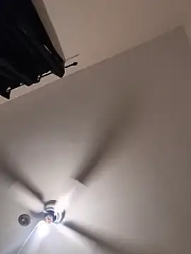 Cnutt310 online show from 12/22/25, 06:21