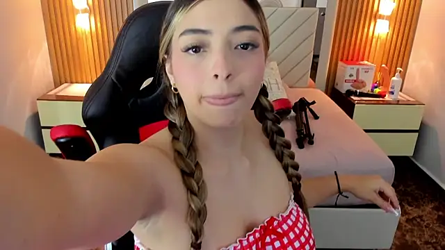 KYLIE JONES6 online show from 09/11/25, 02:55