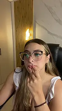 KYLIE JONES6 online show from 09/25/25, 03:32