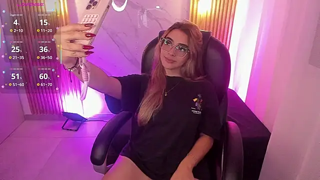 KYLIE JONES6 online show from 04/16/26, 03:07