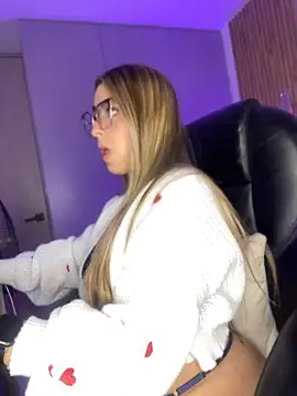 KYLIE JONES6 online show from 06/09/26, 01:17