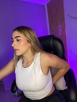KYLIE JONES6 online show from 06/10/26, 02:01