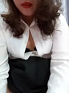 Ariana-Vy online show from 01/09/26, 12:35