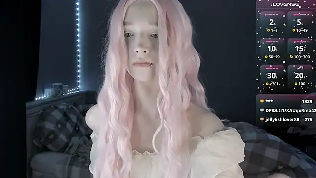 MelissaReis online show from 10/21/25, 07:31