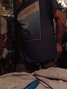 Snapshot of Twoslipperywhenwett chatting on 11/12/25, 08:52 Twoslipperywhenwett online show from 11/12/25, 08:52