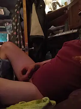 Twoslipperywhenwett online show from 11/18/25, 06:45