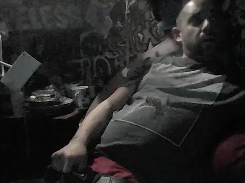 Twoslipperywhenwett online show from 12/13/25, 11:10