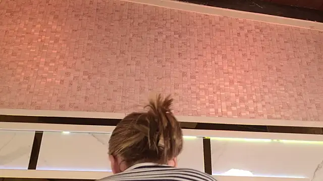 ambar rosse25 online show from 10/03/25, 11:40