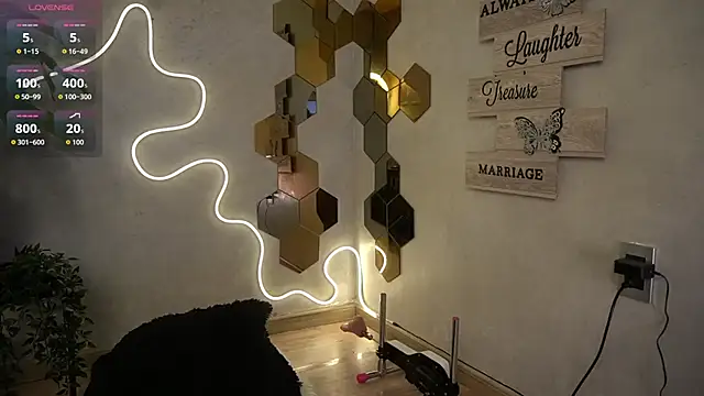 saritass  online show from 04/04/26, 12:53