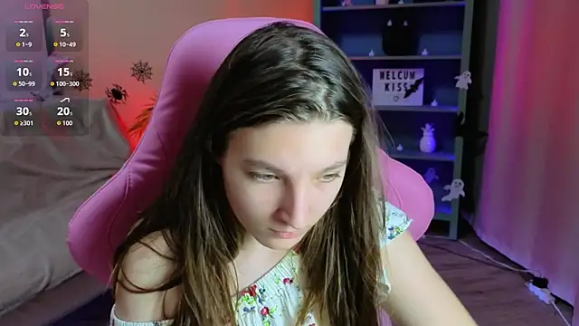 Mia Myles online show from 11/02/25, 10:28