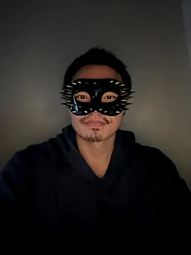 meme n online show from 11/04/25, 08:24