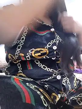 rousaa online show from 04/29/26, 08:15