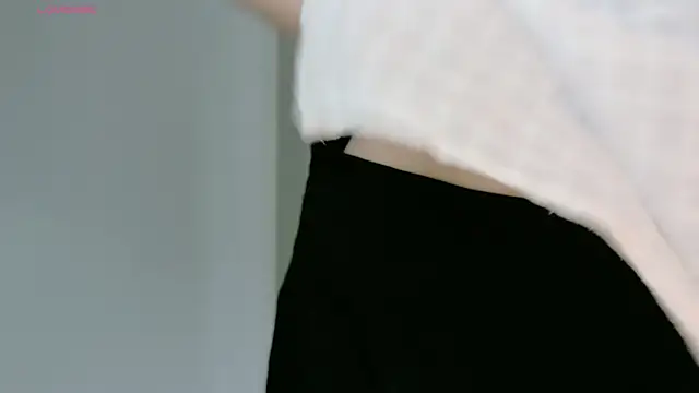 Ryeon 99 online show from 05/04/26, 03:02