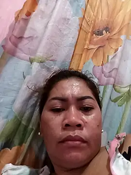 sexybitch 02 online show from 04/22/26, 07:00