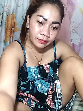 sexybitch 02 online show from 04/27/26, 01:53
