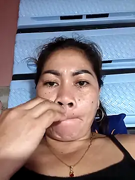 sexybitch 02 online show from 04/29/26, 12:16