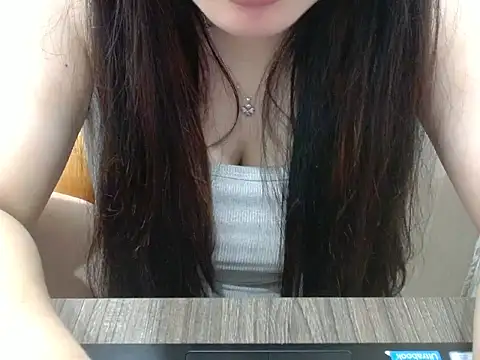 Snapshot of Zhi__2k6 chatting on 09/16/25, 05:03 Zhi 2k6 online show from 09/16/25, 05:03