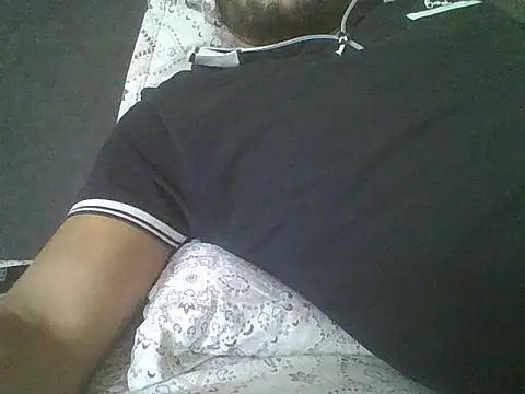 Snapshot of Sexyxxxboy99 chatting on 10/05/25, 06:23 Sexyxxxboy99 online show from 10/05/25, 06:23