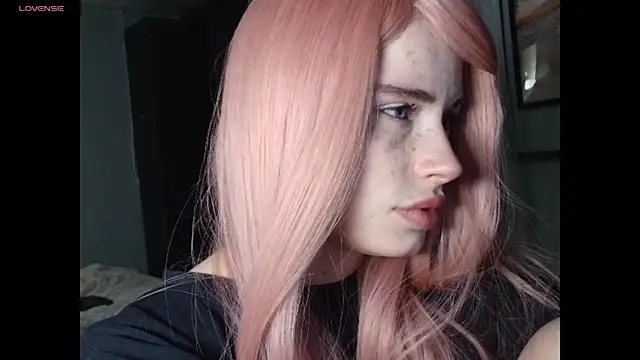 PieraMarch online show from 04/23/26, 08:00