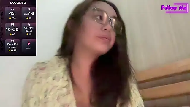 urasianlady online show from 01/10/26, 01:02