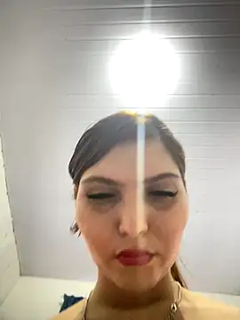 Snapshot of USER-9 chatting on 09/30/25, 06:57 USER-9 online show from 09/30/25, 06:57