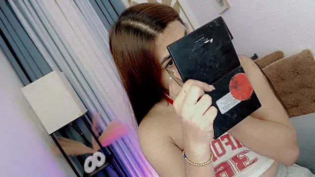 PrettyBlythes TS online show from 04/09/26, 07:36