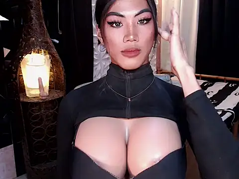 DAYANARAHFOX online show from 10/07/25, 02:36