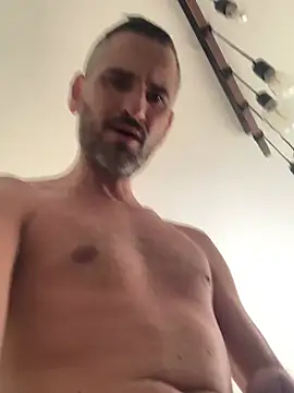 mika13113 online show from 04/19/26, 09:19