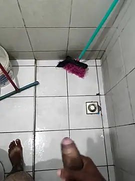 Snapshot of Morenotentad0R chatting on 03/05/26, 07:43 Morenotentad0R online show from 03/05/26, 07:43