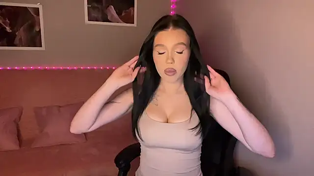 mistress of hearts online show from 09/14/25, 07:35