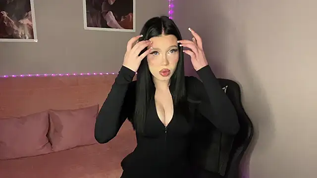 mistress of hearts online show from 09/26/25, 05:44